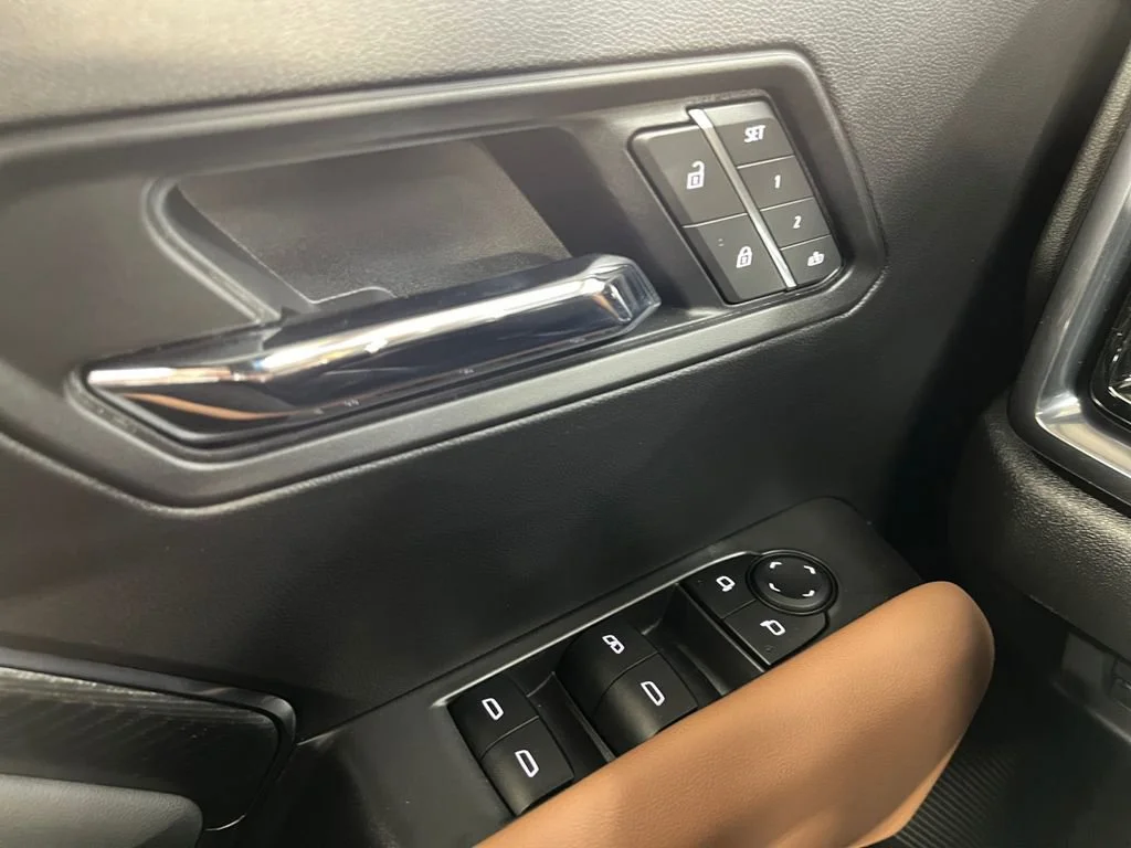 2025 GMC Canyon AT4 - Photo 23