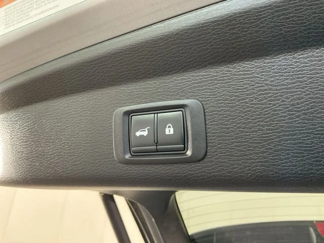 Certified Used 2022 Gray Mitsubishi SEL image 13