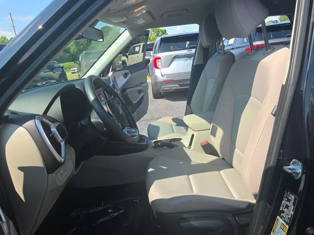 Used 2022 Black Kia LX image 16