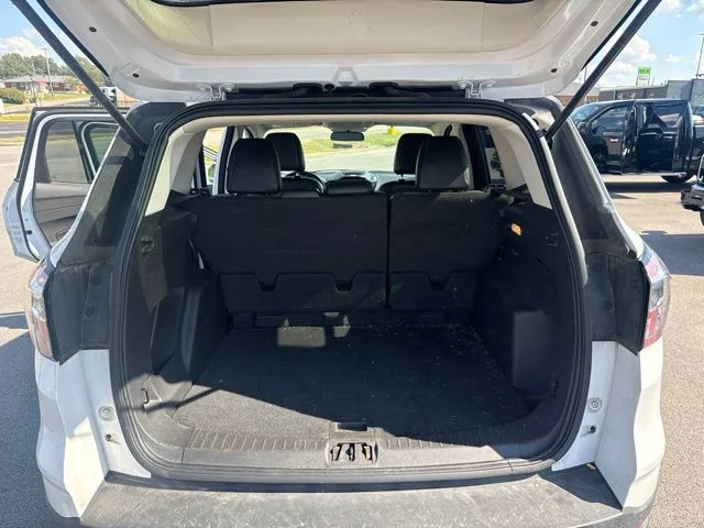 Used 2017 White Ford SE image 27
