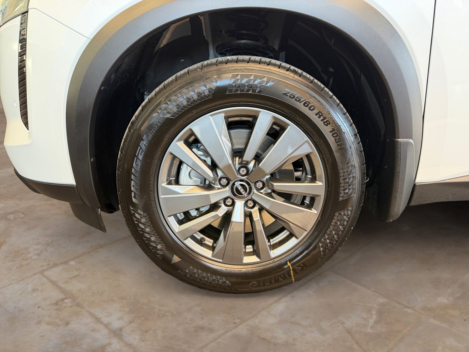 New 2026 Everest White Pearl Tricoat Nissan SV image 13