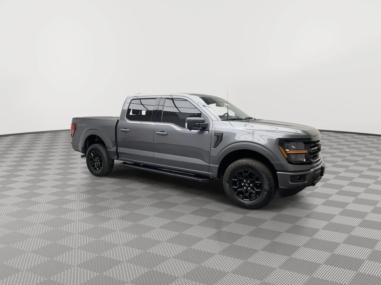 Used 2024 Gray Ford XLT image 44