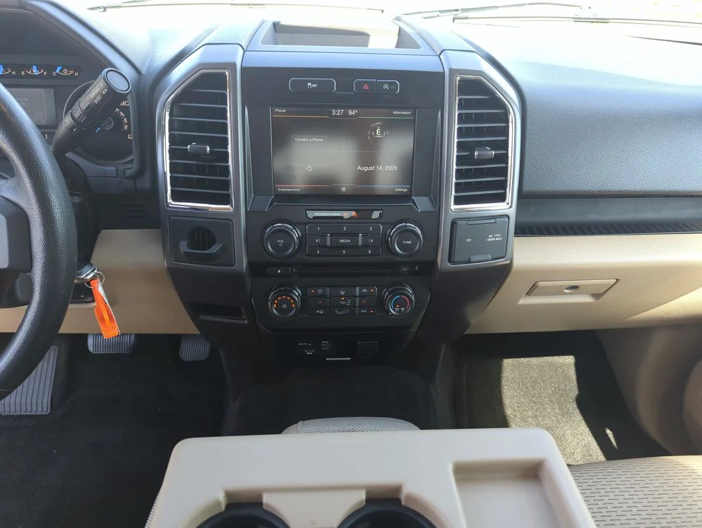 Used 2015  Ford XLT image 24