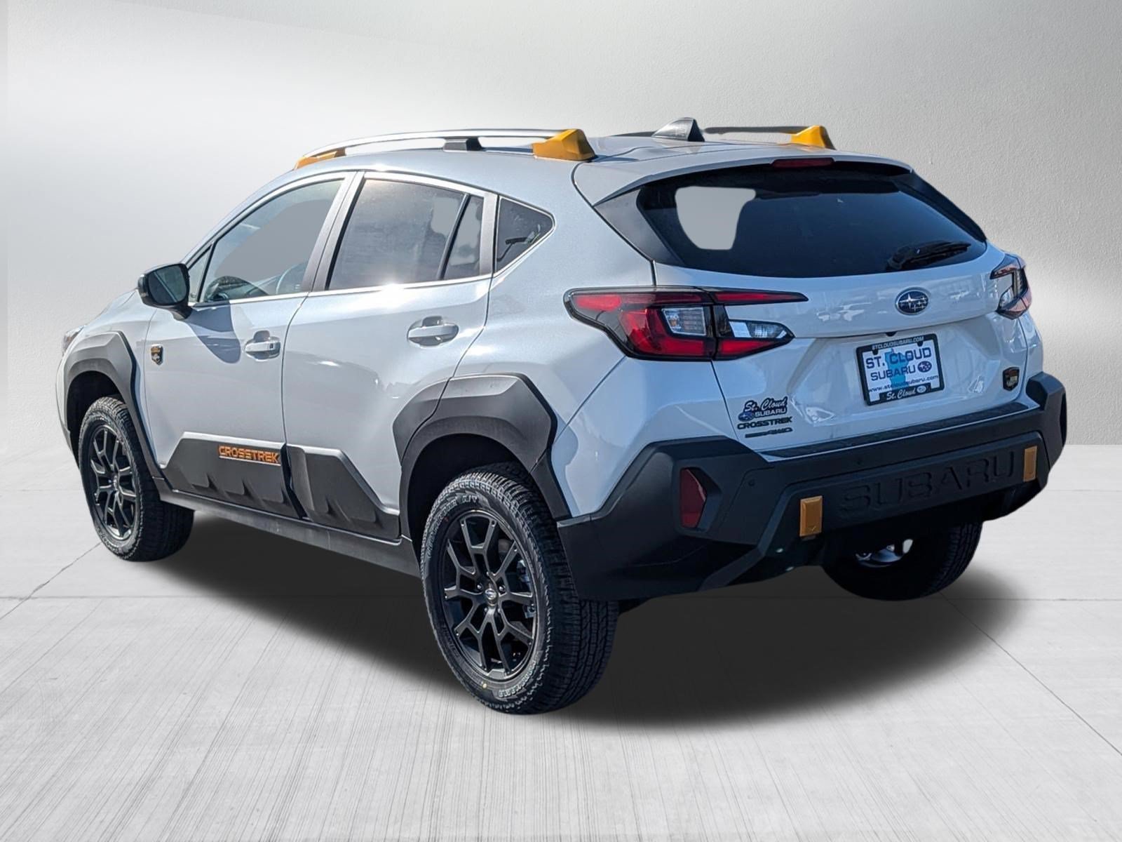 New 2026 CRYSTAL WHITE PEARL Subaru Wilderness image 3