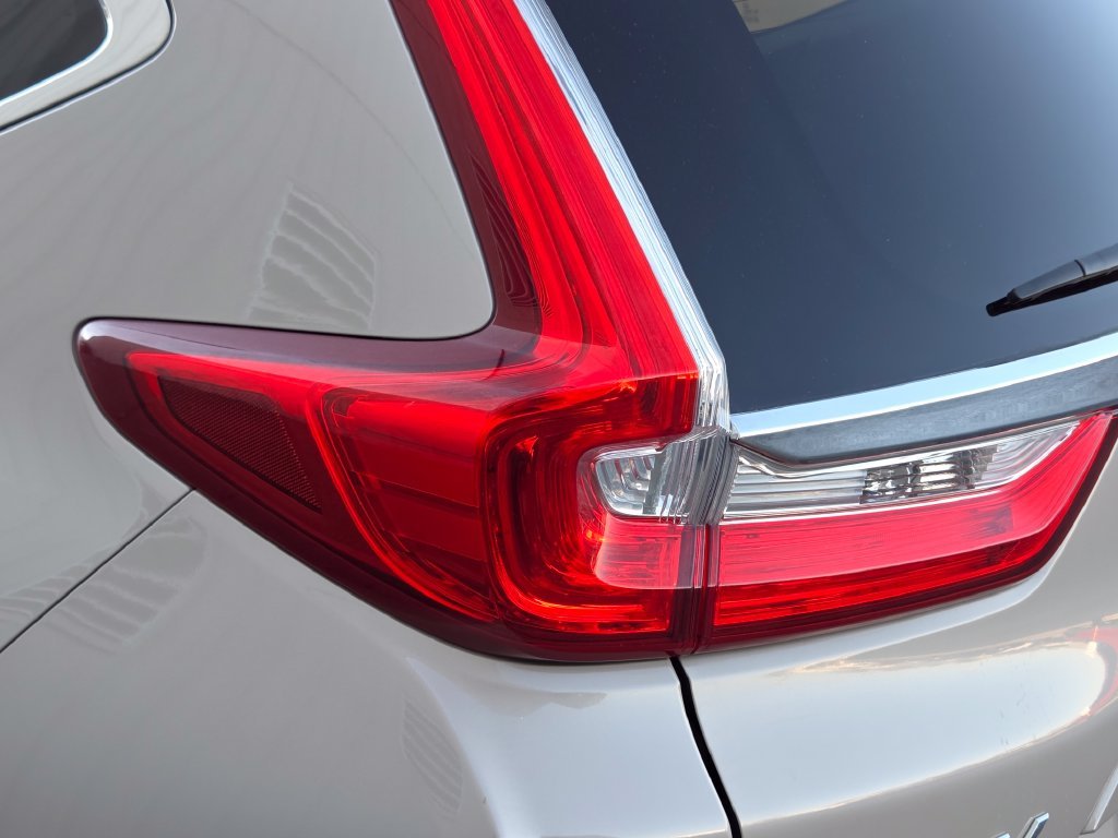 Used 2018  Honda EX image 14