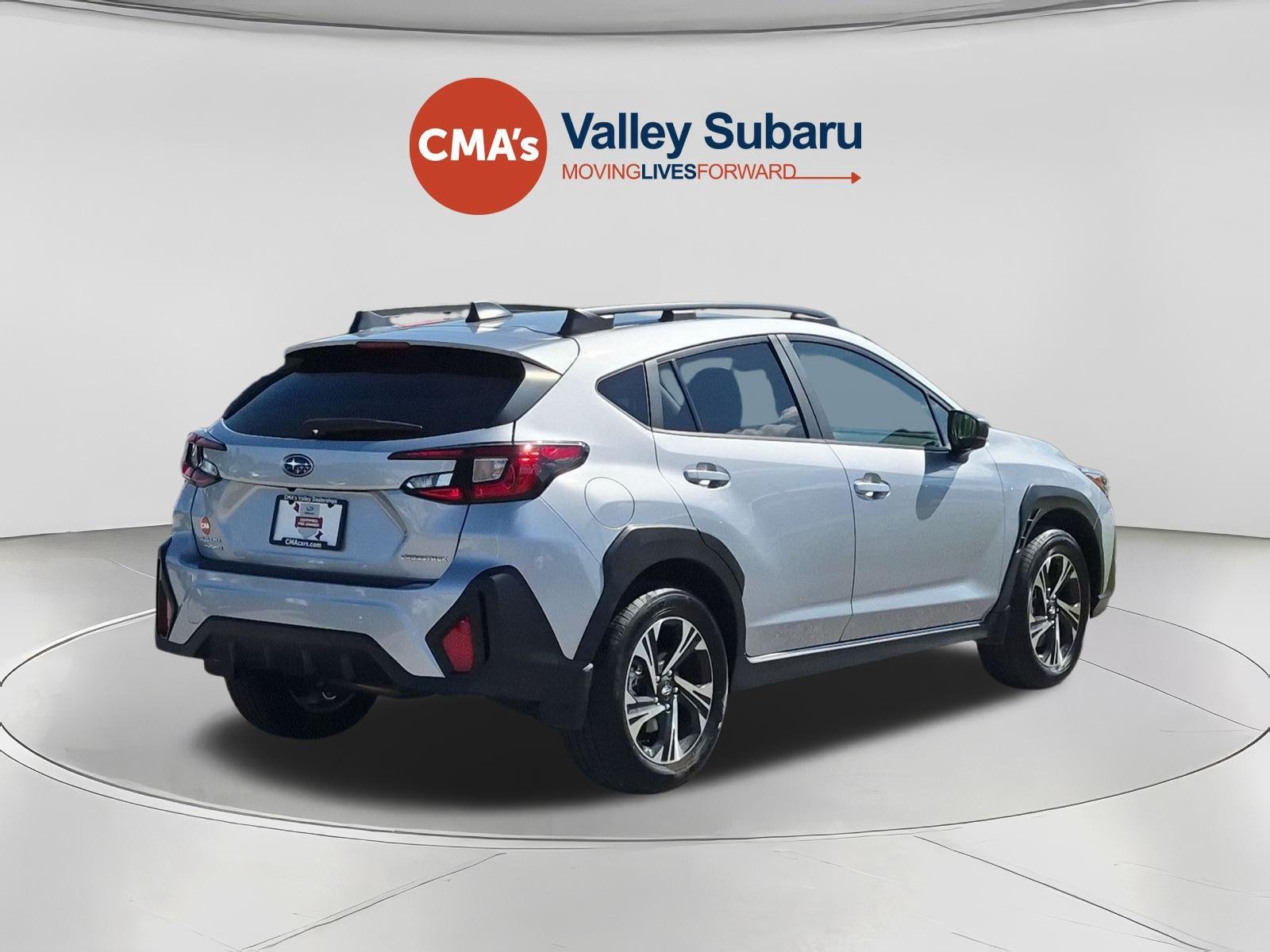 Used 2025 Ice Silver Metallic Subaru Premium image 5