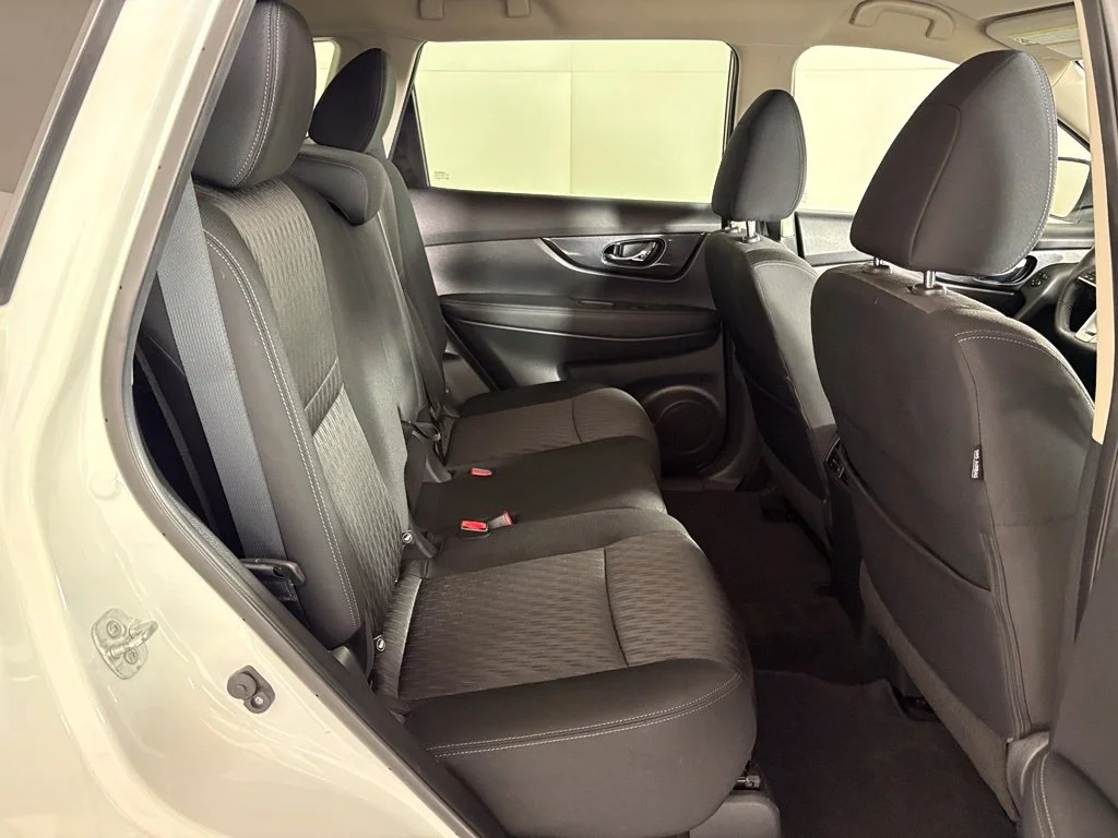 Used 2019 White Nissan SV image 38