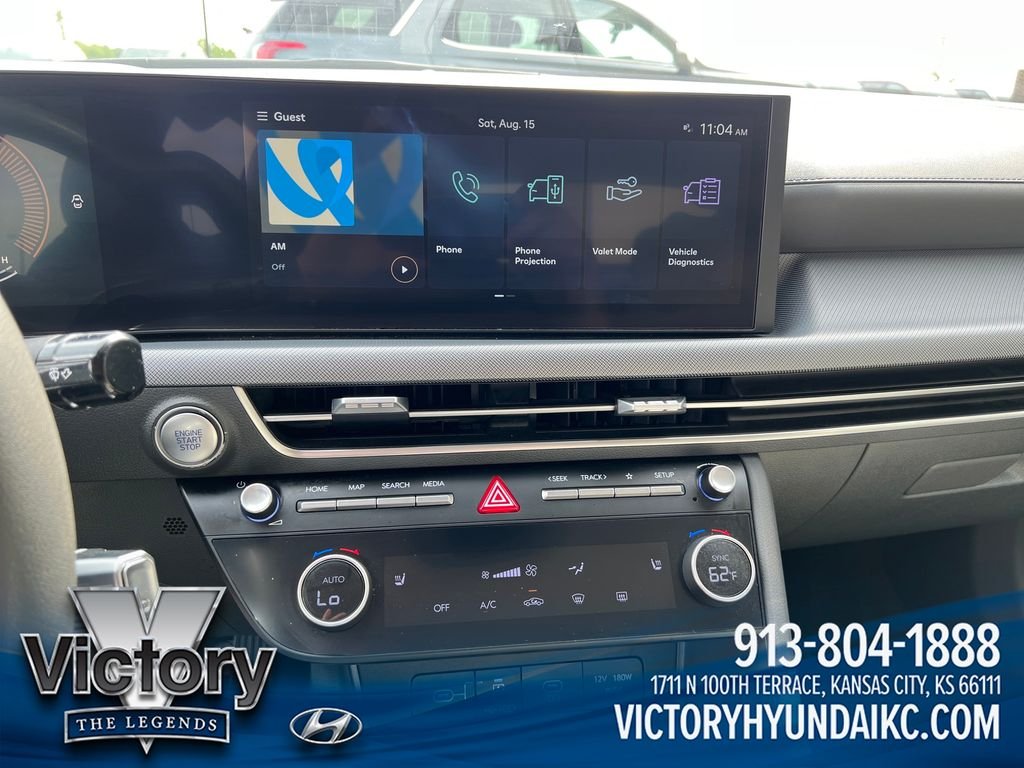 Used 2025 Gray Hyundai SEL image 18