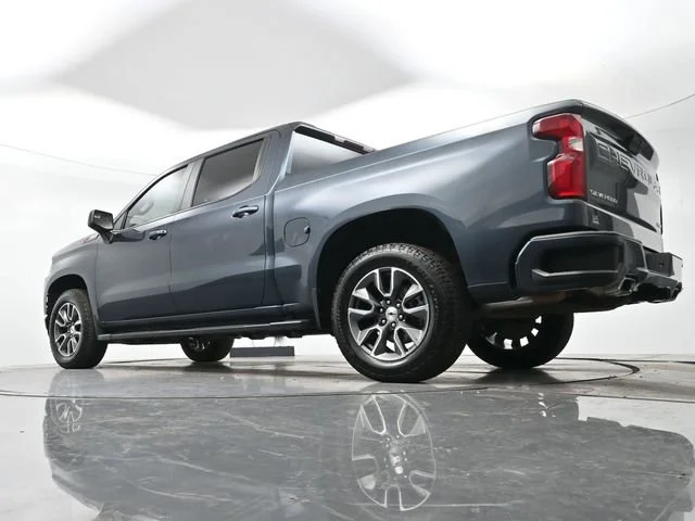 Used 2020 SHADOW GRAY METALLIC Chevrolet RST image 26