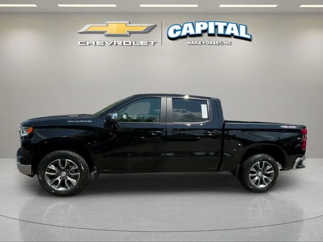 Used 2025 Black Chevrolet LT image 2