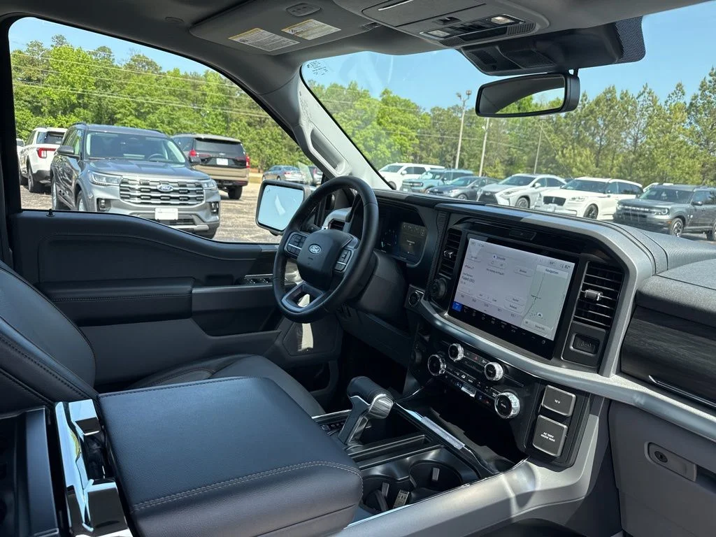 Used 2025 Gray Ford Lariat image 12