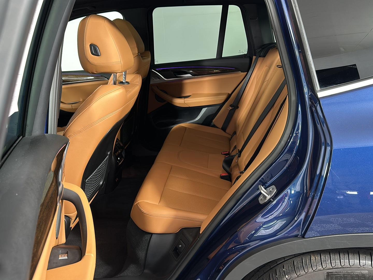 Used 2023 Phytonic Blue Metallic BMW xDrive30i image 21