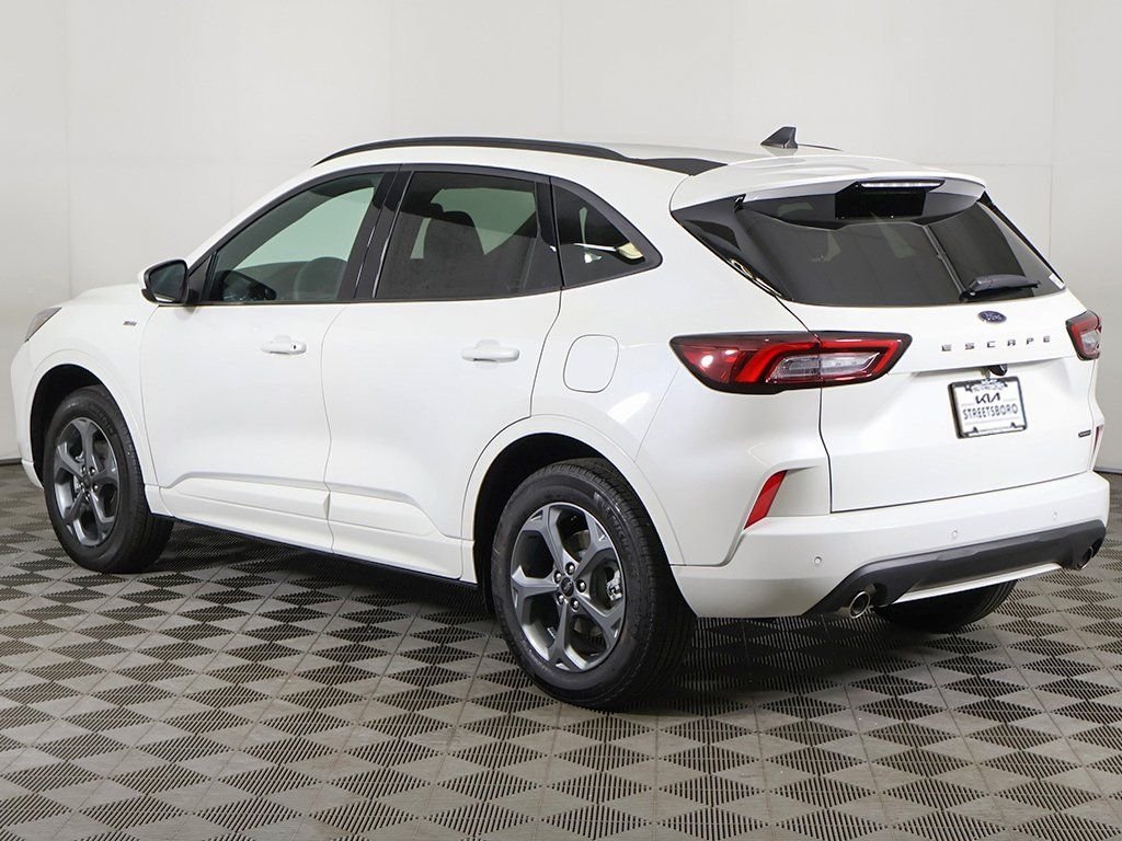 2024 Ford Escape ST-Line Select - Photo 11