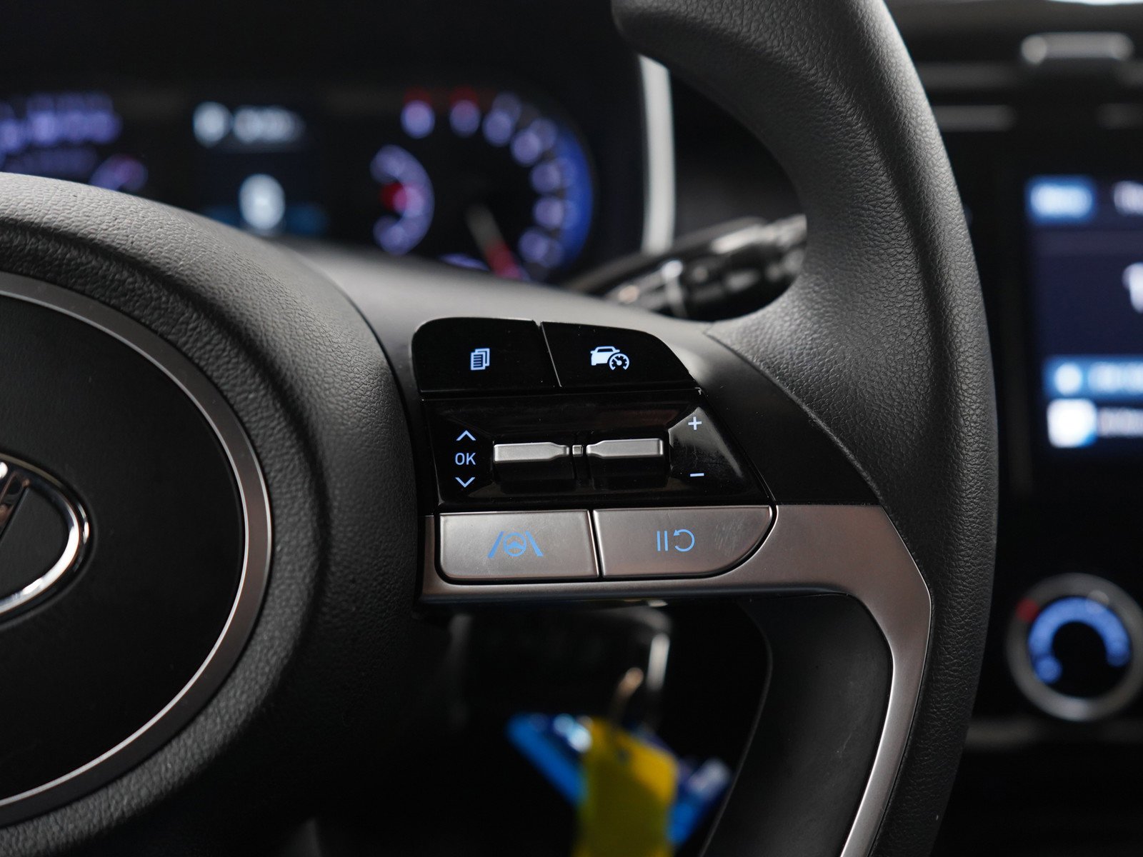 2024 Hyundai Santa Cruz SE - Photo 25