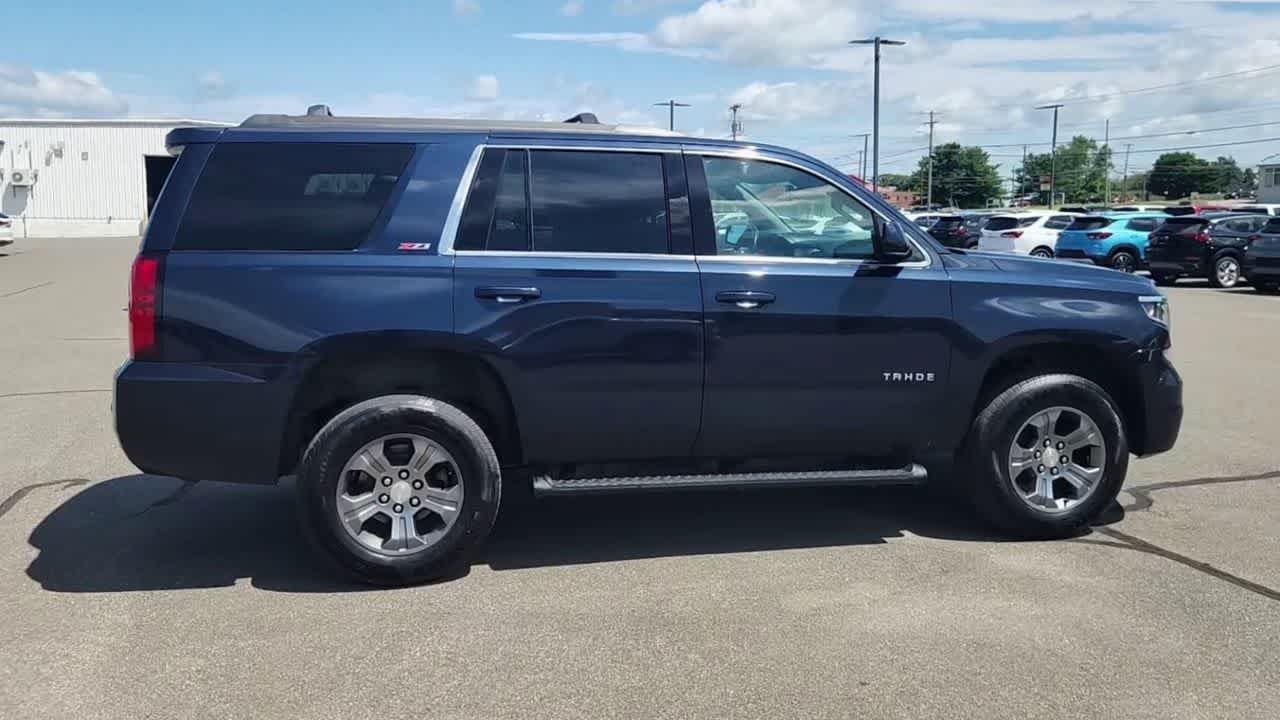 Used 2020 Blue Velvet Metallic Chevrolet LT image 9