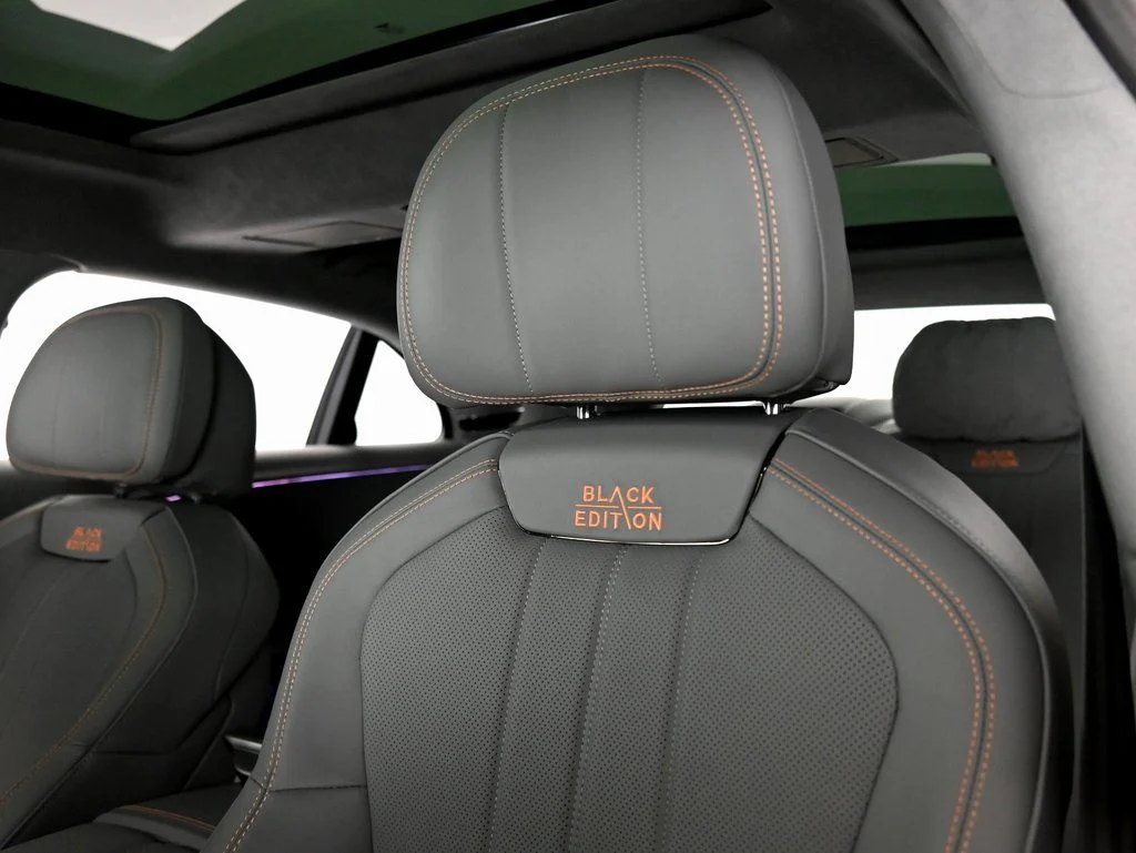 2025 Bentley Flying Spur - Photo 17