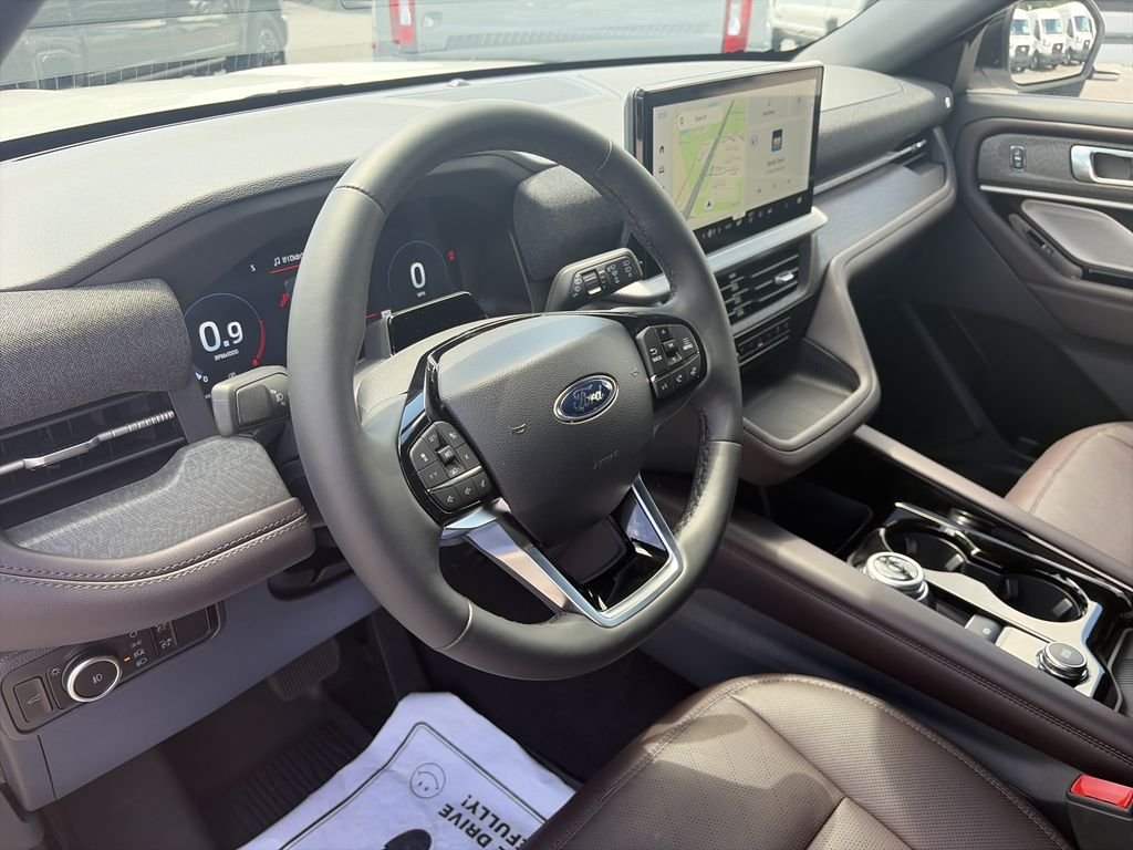 New 2026 White Ford Platinum image 11