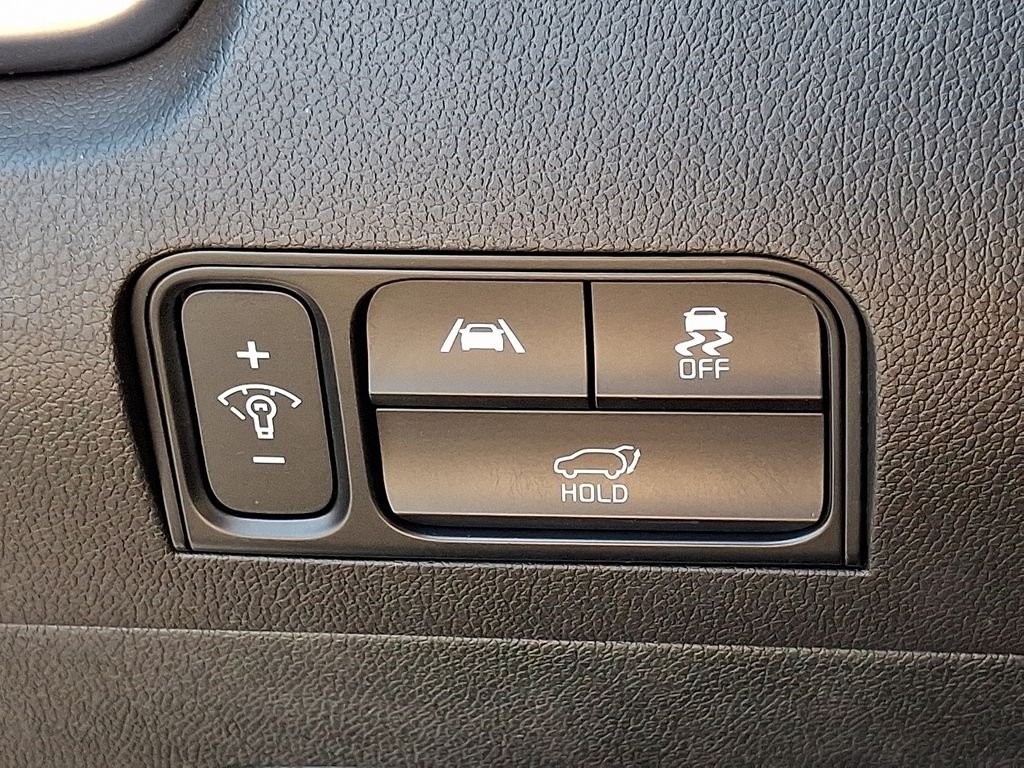 Used 2023 Gray Kia X-Line EX image 27