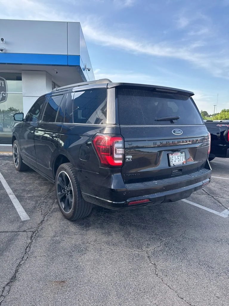 Used 2022 Black Ford Limited image 6