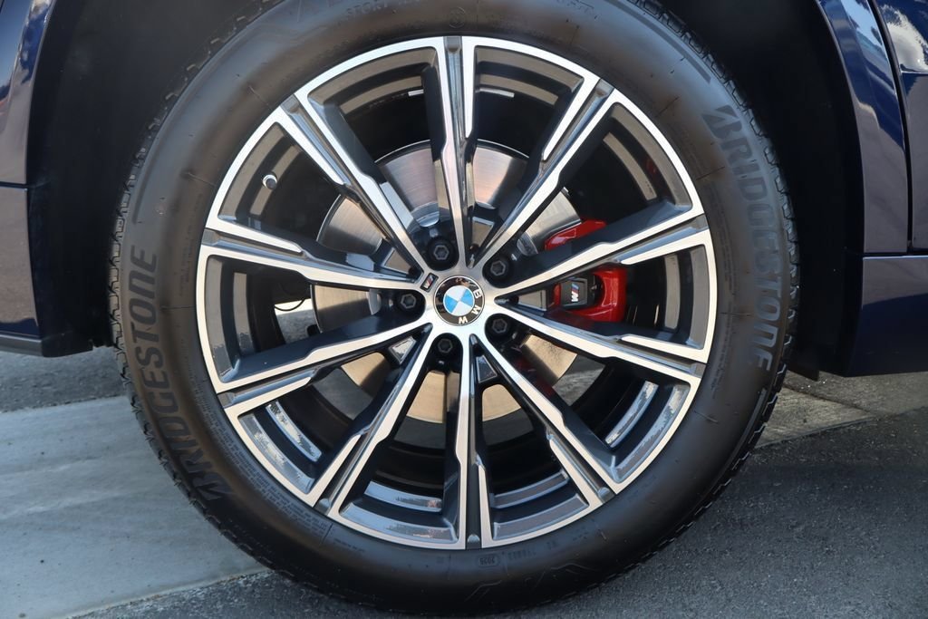 Used 2024 Blue BMW sDrive40i image 28
