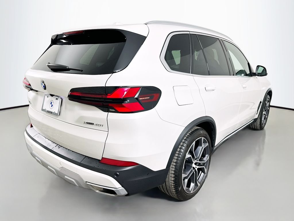 Certified Used 2024 Mineral White Metallic BMW xDrive40i image 5