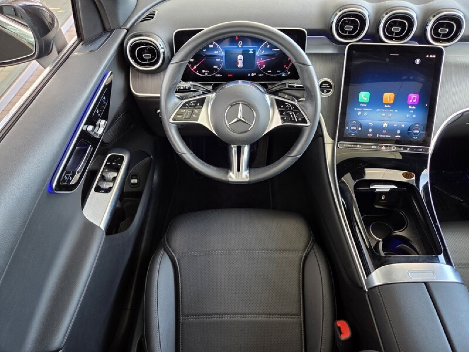 Certified Used 2026 Graphite Grey Metallic Mercedes-Benz GLC 300 image 16