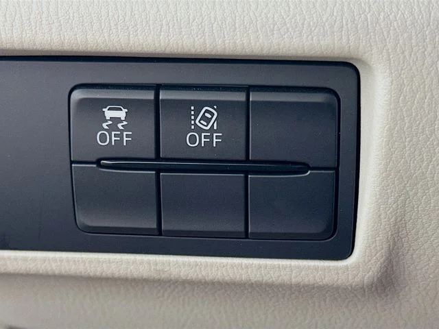 Used 2021 Red Mazda Grand Touring image 19