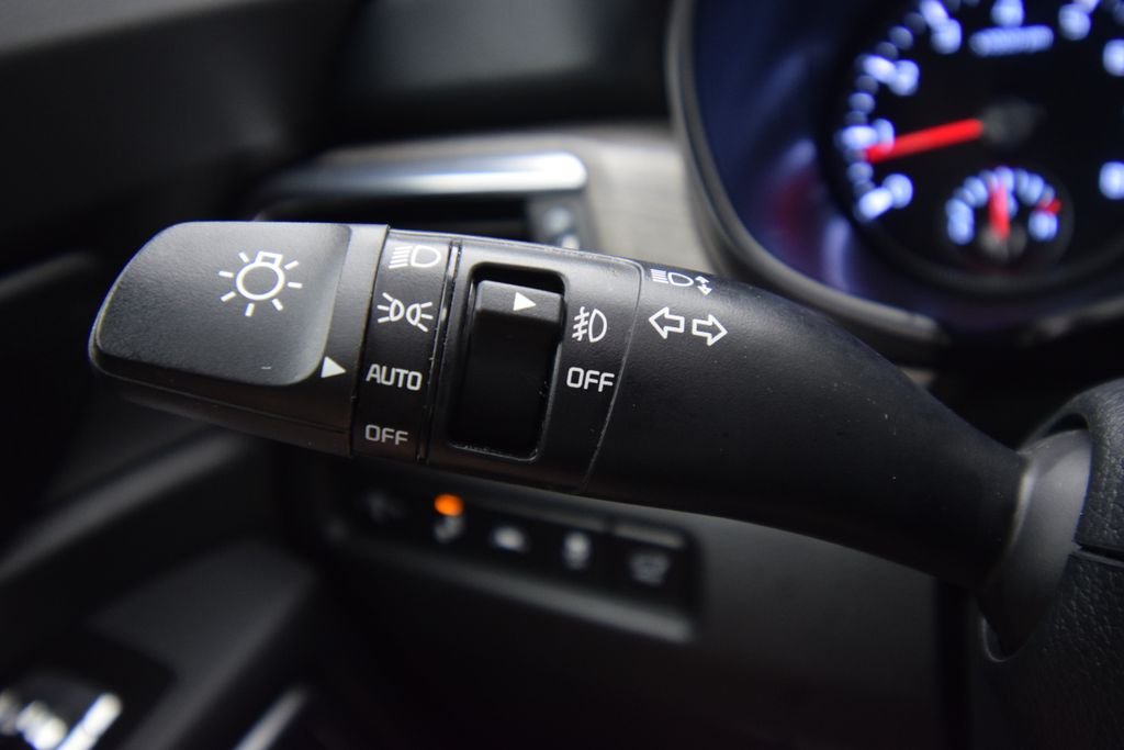 Used 2022 Black Kia SX image 40