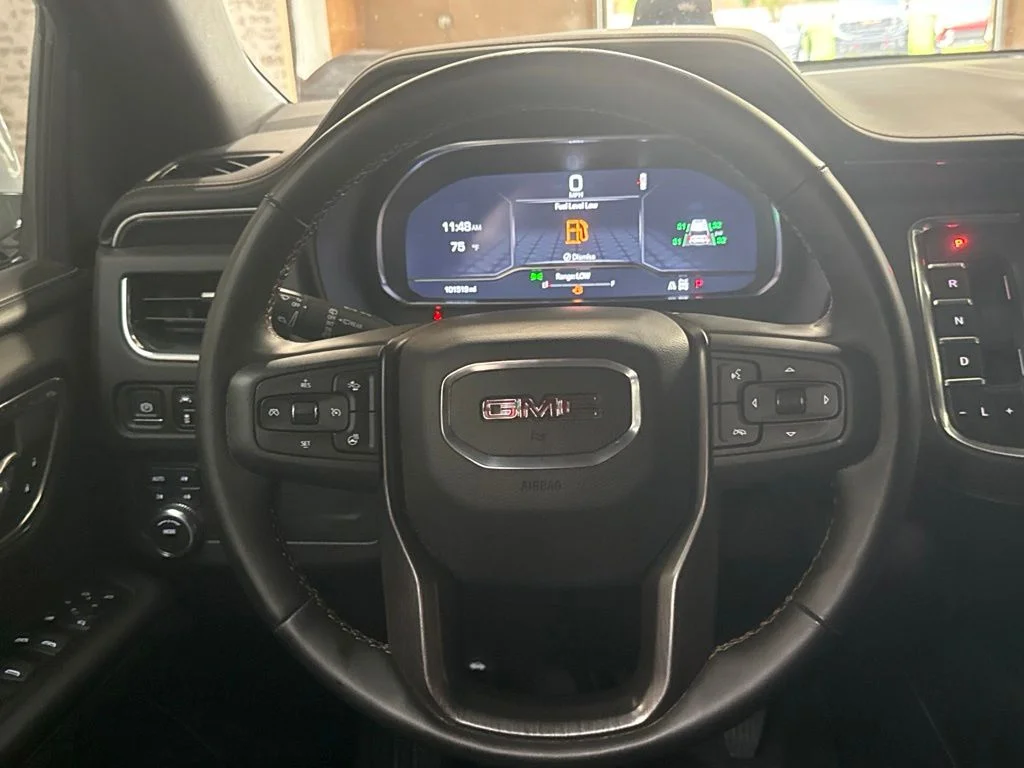Used 2023 White GMC AT4 image 20