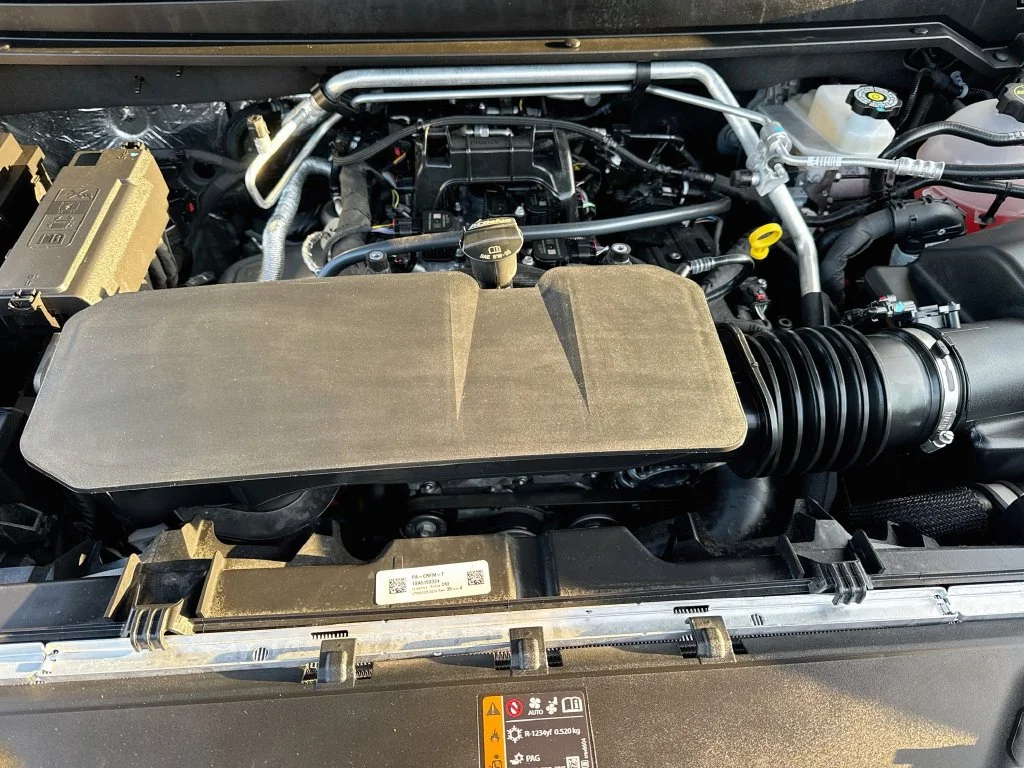 Used 2026 Silver GMC AT4 image 37