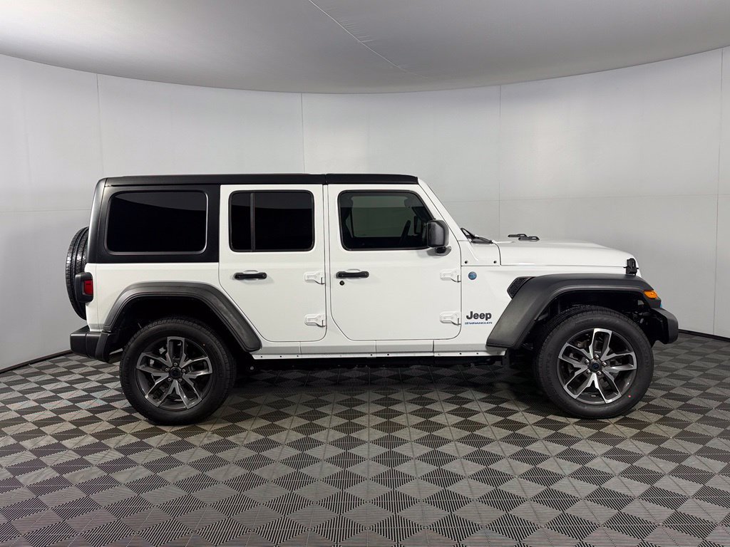 Used 2024 White Jeep Sport S 4xe image 5