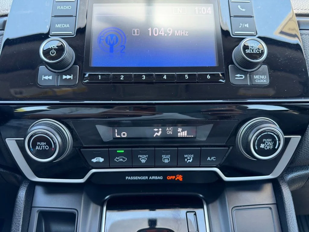 Used 2019 Lunar Silver Metallic Honda LX image 22