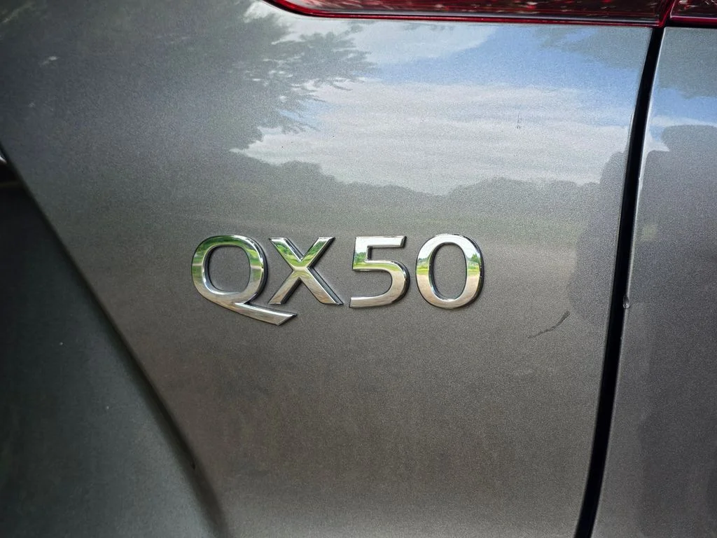 2019 INFINITI QX50 Essential - Photo 30