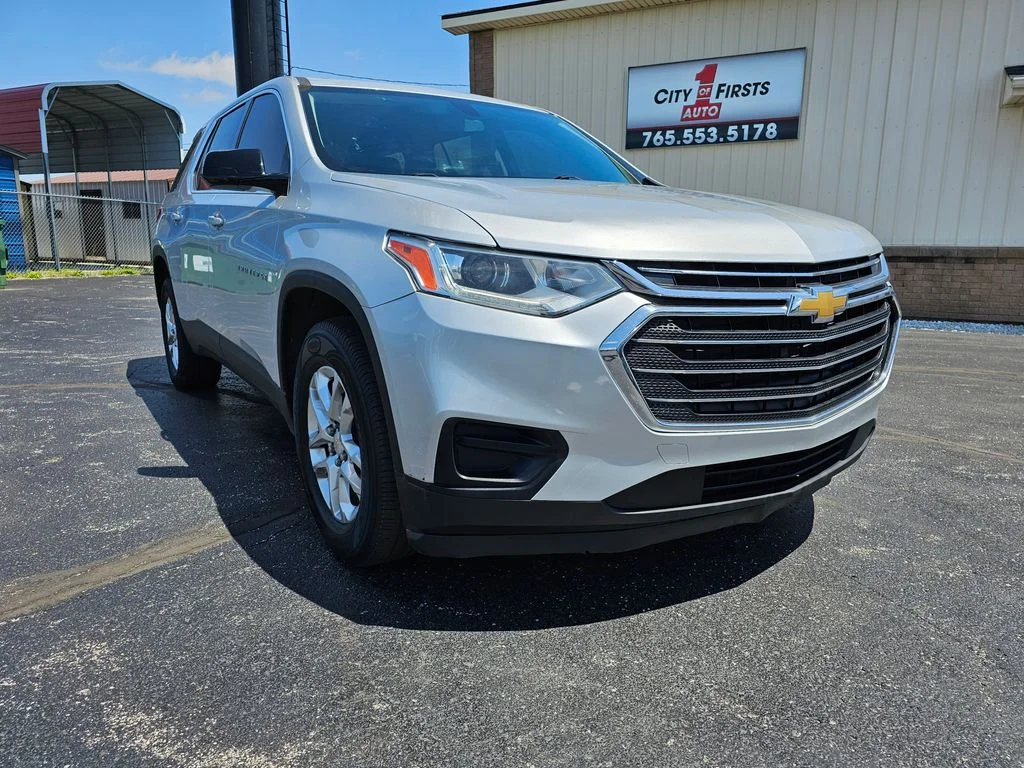 Used 2019 Chevrolet Traverse LS with VIN 1GNERFKW0KJ247538 for sale in Tipton, IN