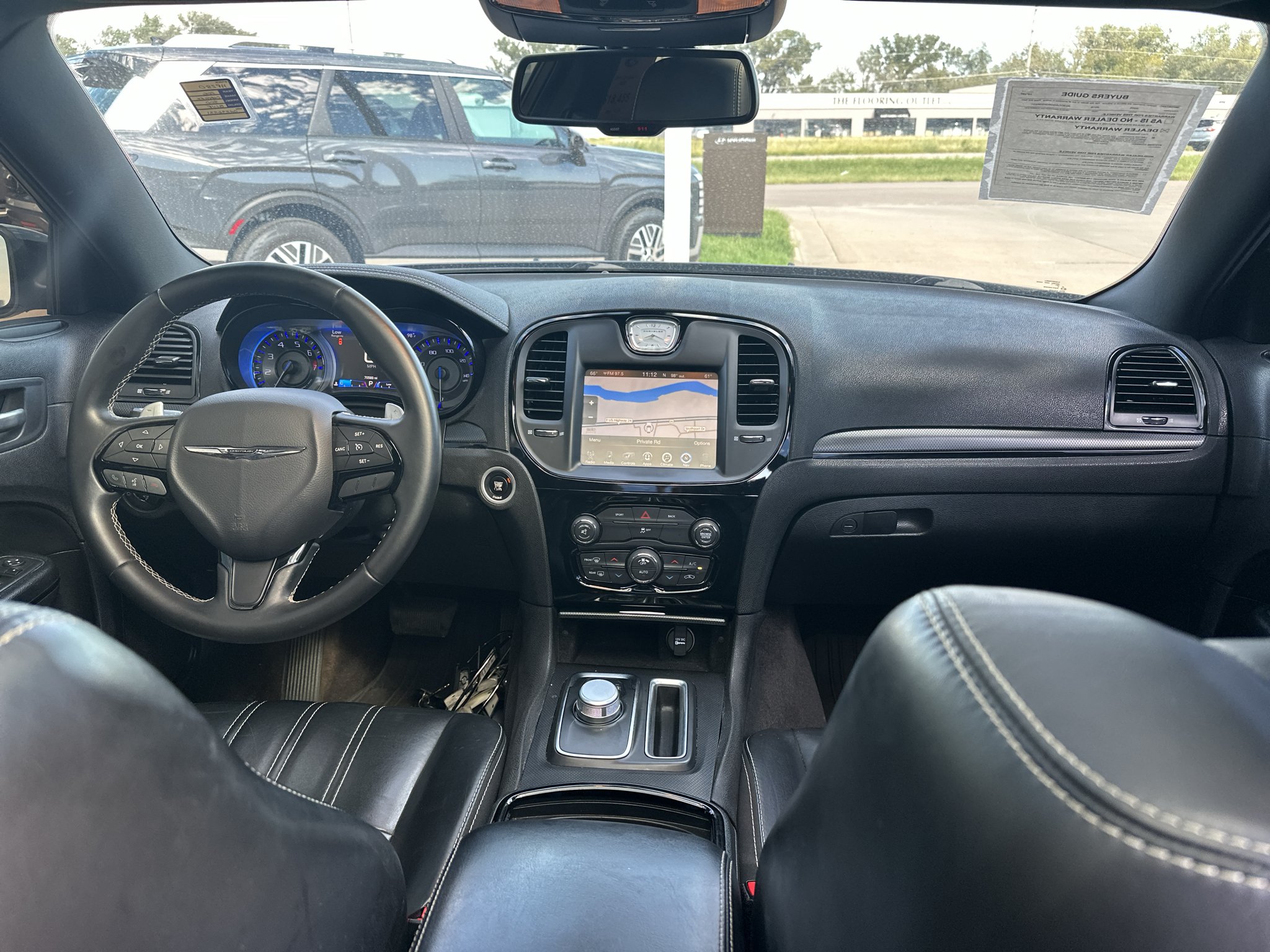 Used 2016 Jazz Blue Pearlcoat Chrysler Base image 3