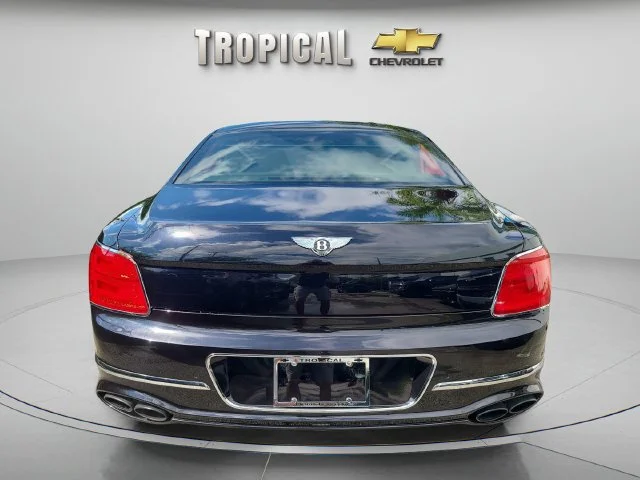 Used 2021 Black Bentley V8 image 3