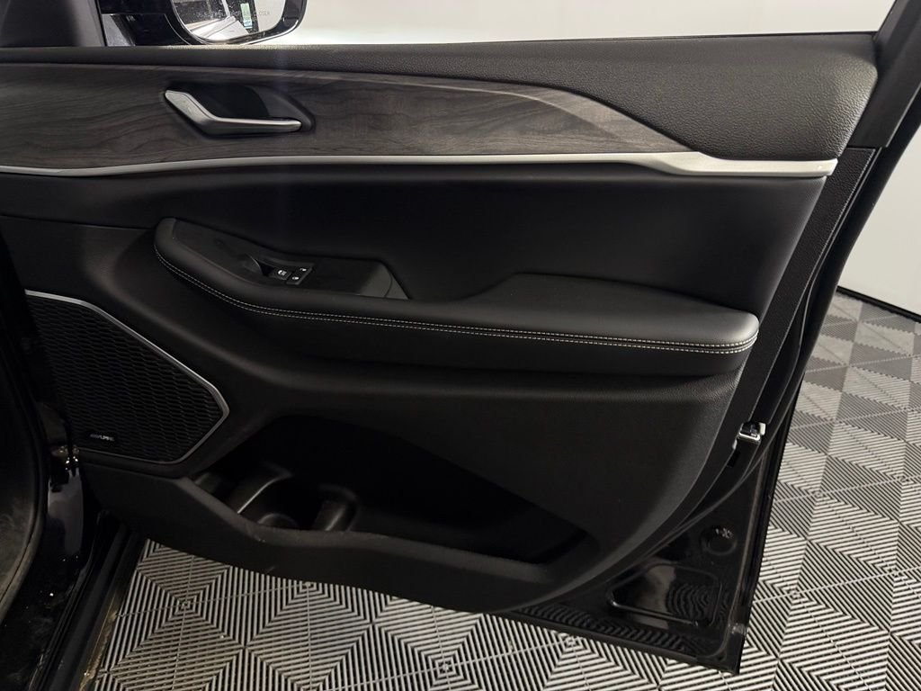 Used 2023 Black Jeep 4xe image 31