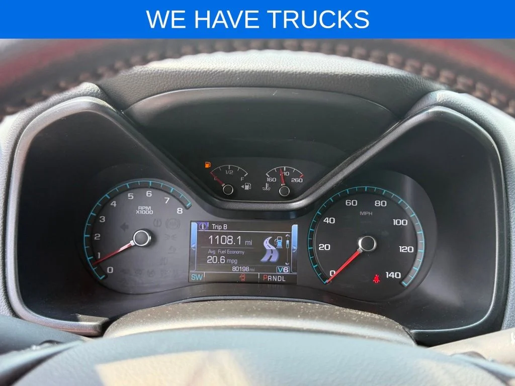 Used 2017 White Chevrolet Z71 image 18