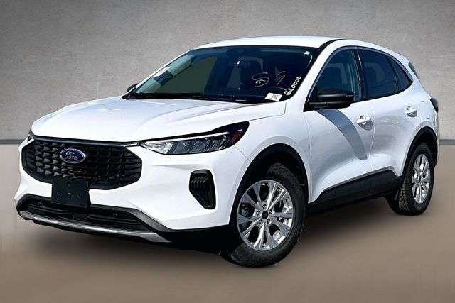 Used 2023 White Ford Active image 1
