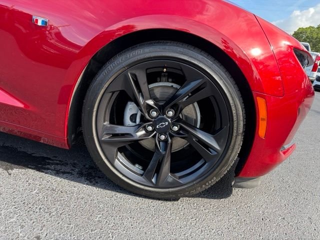 Used 2021 Red Chevrolet 1LT image 8
