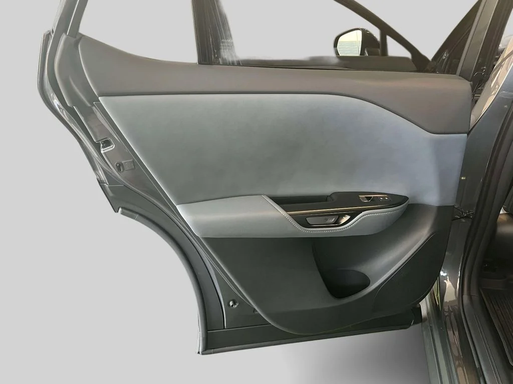 2026 Lexus RZ Premium - Photo 13