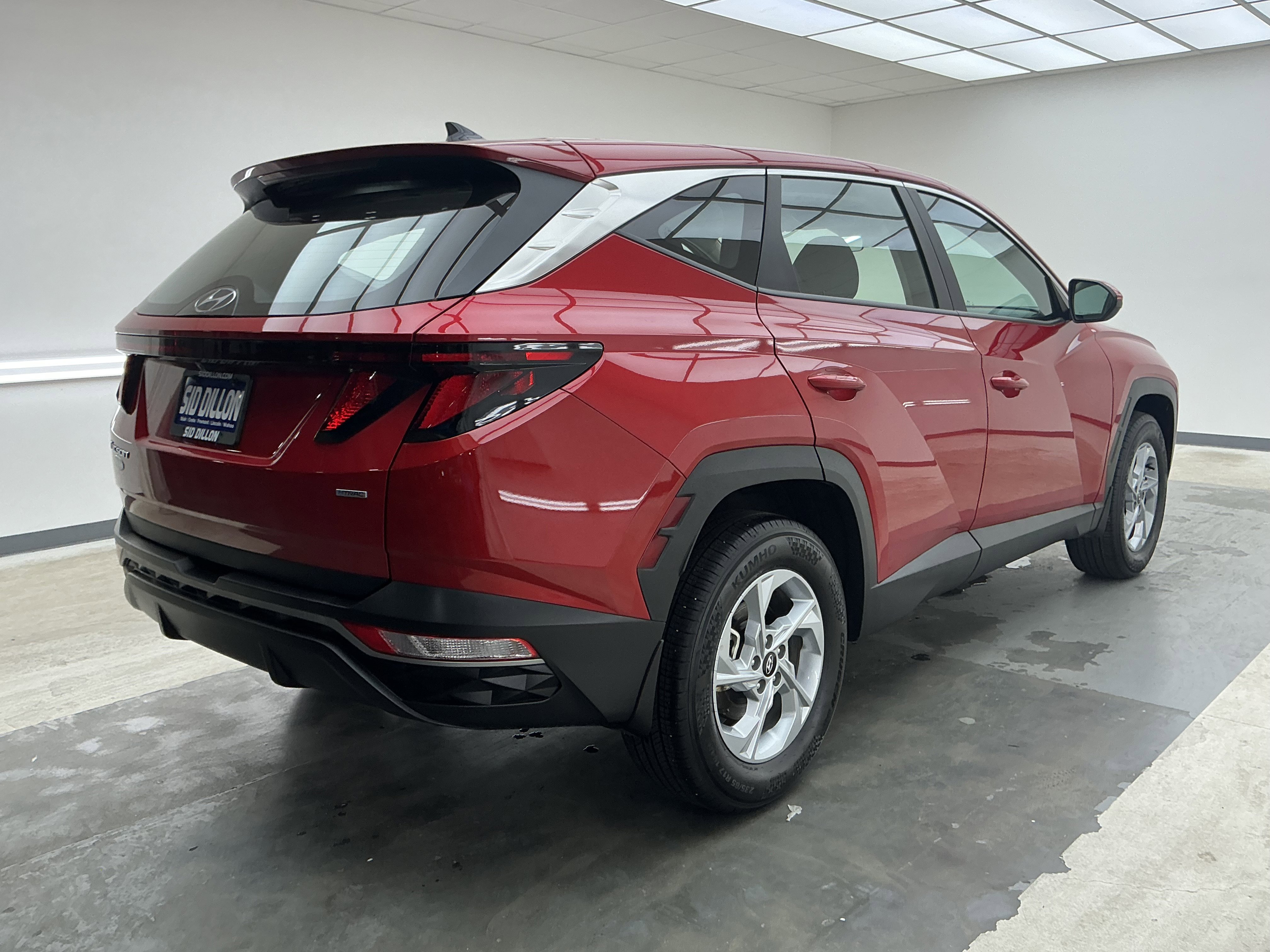 2023 Hyundai Tucson SE - Photo 4