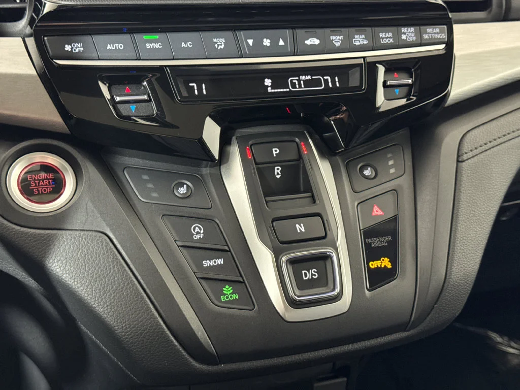 Used 2025 Black Honda EX-L image 25