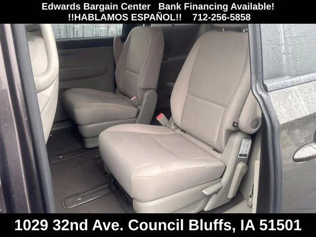 Used 2016 Silver Kia LX image 15