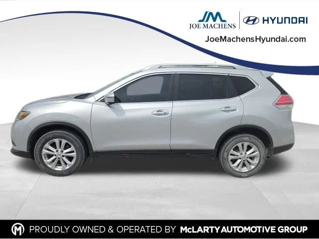 Used 2016 Silver Nissan SV image 2