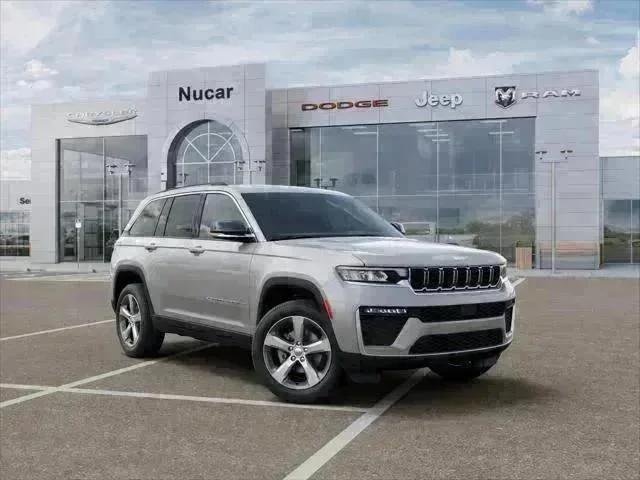 New 2026 Silver Zynith Exterior Paint Jeep Limited image 88