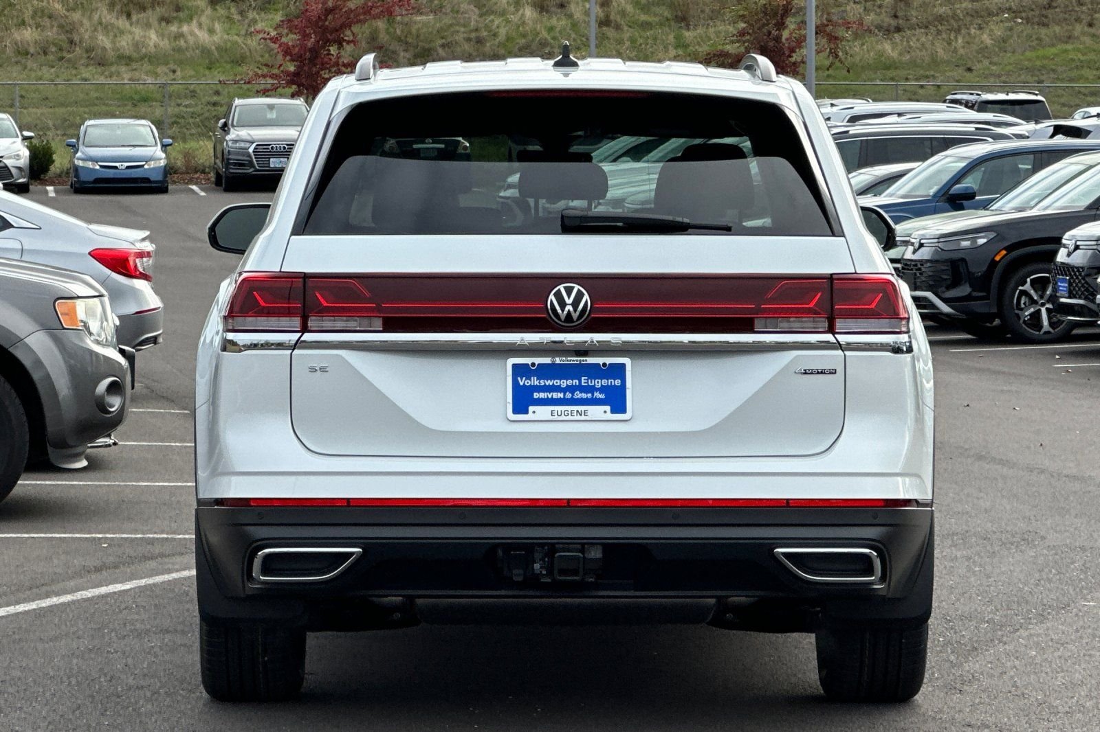 New 2026 White Volkswagen 2.0T SE w/Technology image 4