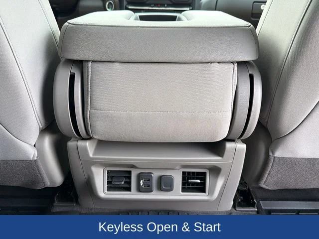 Used 2022 Silver Chevrolet LT image 26