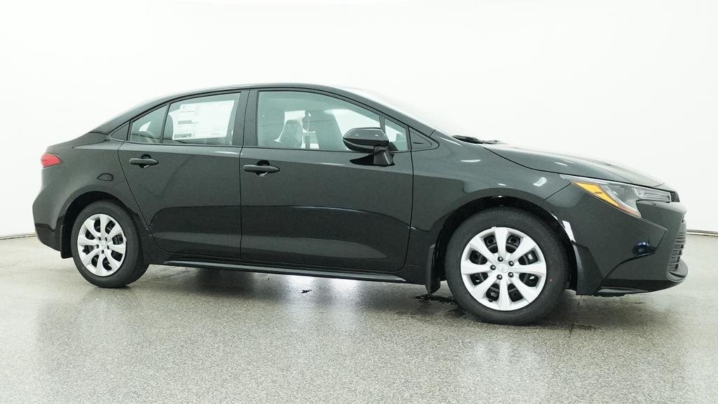 New 2027 Inked Toyota LE image 11