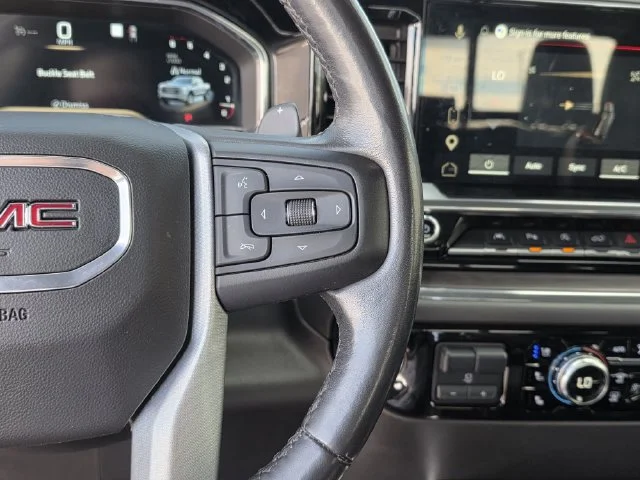 Certified Used 2023 Onyx Black GMC SLT image 30